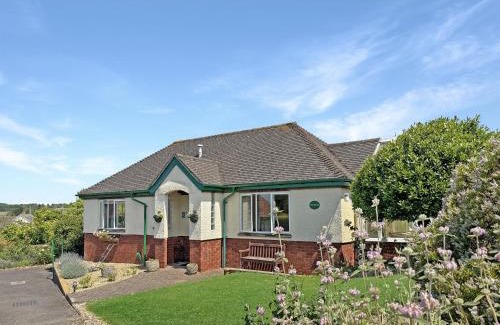 Old Cleeve House | The Pippins