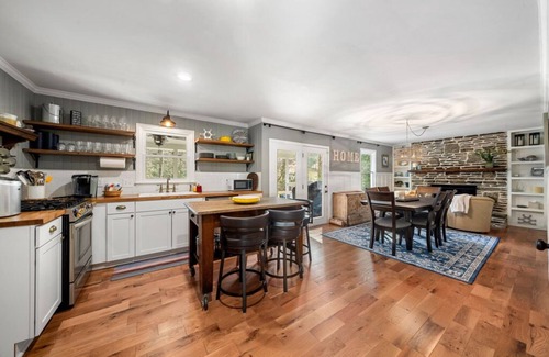 Pisgah Forest House | The Pisgah Forest Dream | Mountain Oasis on 2 Acres with Hot Tub
