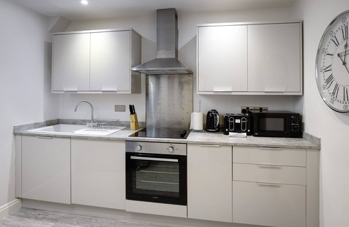South Shore Apartment | The Place Apartment 4