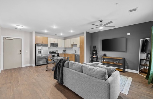 Downtown Nashville Apartment | The Platinum Suite Penthouse The Gulch