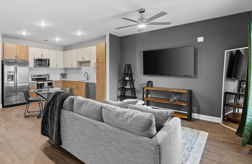 Downtown Nashville Apartment | The Platinum Suite Penthouse The Gulch
