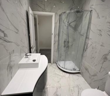 Manchester Hotel | The pleasant House