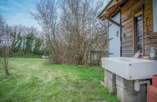 Castlemartin Apartment | The Pod - 1 Bedroom - Freshwest Beach Retreat