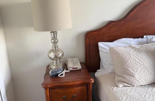 Florida Center Apartment | The Point Hotel & Suites - 705S Luxury - Pool view - Close to Universal