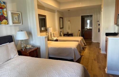 Florida Center Apartment | The Point Hotel & Suites - 705H Luxury - Pool view - Close to Universal