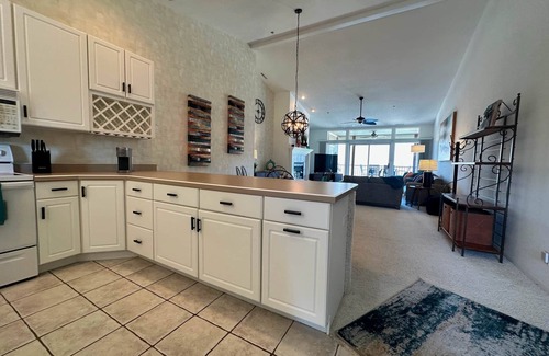 Osage Beach Condo | The Pointe at Lazy Days