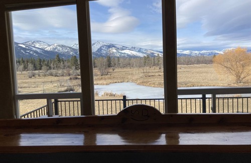 Grantsdale House | The Ponds-A Working Ranch