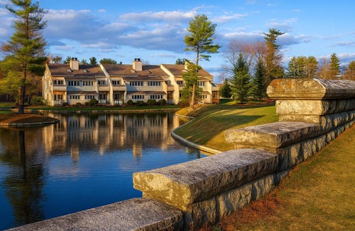 Lenox Dale Resort | The Ponds at Foxhollow