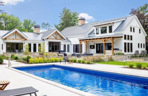 Georgetown House | The Pool House at Fr. Sorin's w/Paddle Tennis