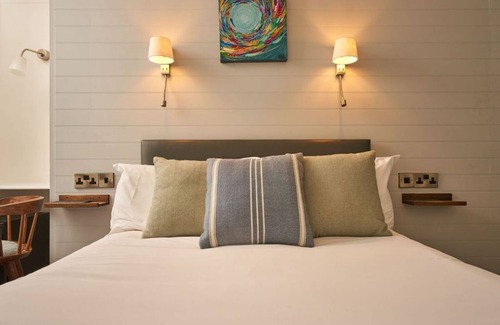 Trebarwith Strand Hotel | The Port William