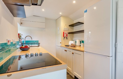 Morwenstow House | The Pottery - Crosstown