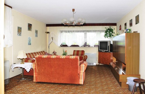 Rodalben Apartment | The practically furnished vacation apartment is located in the house of the owner, in a quiet side s