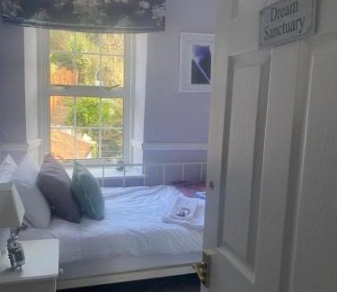 Glastonbury House | The Prophecy of Light Retreat