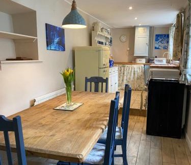 Glastonbury House | The Prophecy of Light Retreat