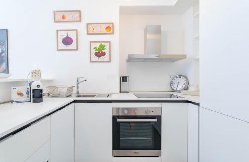 Historic Centre Apartment | The Queen, AC, Parking by HAPPYHOSTORINO