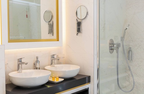 Novi Sad Hotel | The Queen Palace