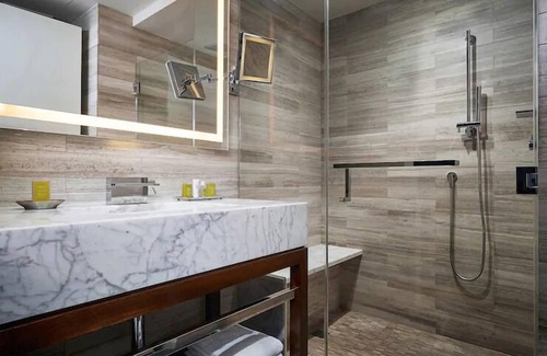 Central Park South Apartment | The Quin, a Hilton Club - Studio Premier