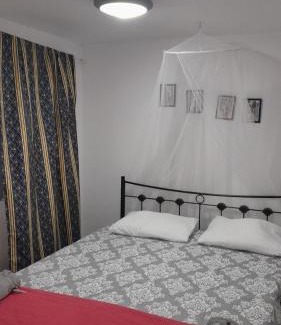 Fira Hostel | The Rabbit Hole Hostel Fira