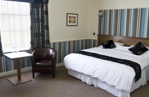 Galmpton Hotel | The Railway Inn