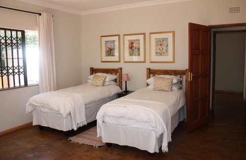 Lydenburg Apartment | The Red Barn