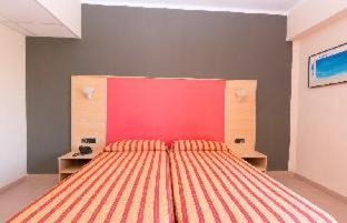 Sant Antoni de Portmany Hotel | The Red Hotel - Adults Only