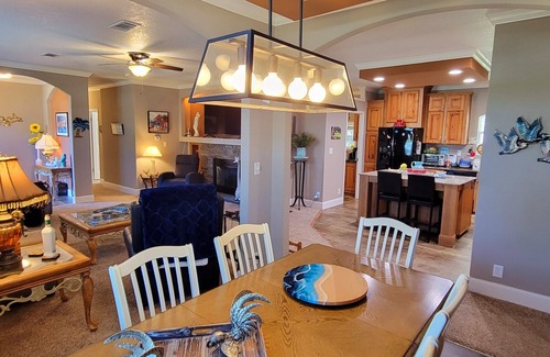 Edgewater House | The Red Sisters Retreat.