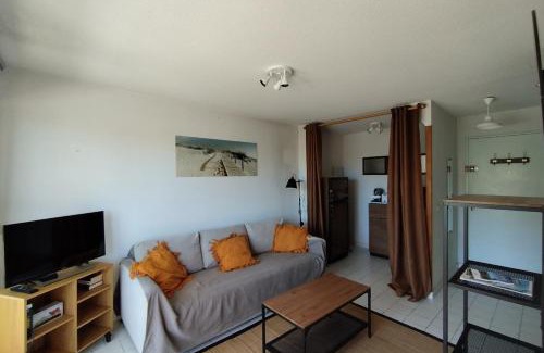 Frontignan Apartment | The refined of the port