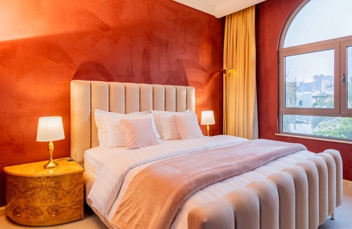 Palm Jumeirah Villa | The rest in the villa near the beach is a tranquil and peaceful experience.