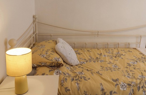 Loftus House | THE RETREAT, pet friendly, with a garden in Loftus