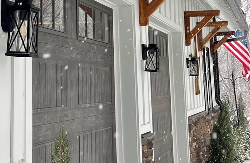 Rustburg House | The Retreat at Candlers Mountain - Liberty Univ 2mi & LYH Airport 2mi