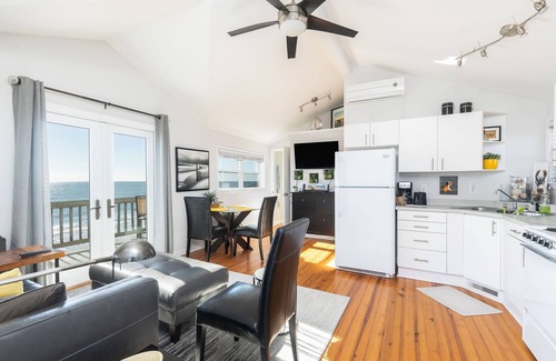 Folly Beach Apartment | "The Retreat" at Dolphin's Watch - Up