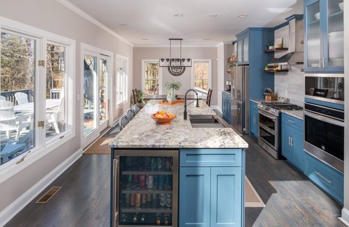 Leesville House | The Retreat at Lake Murray w/direct lake access offers stunning views for R&R.