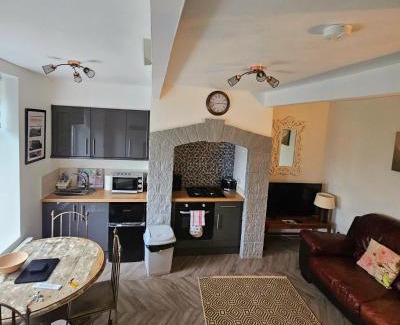 Ainley Top House | The Retreat at Plover Cottage Lindley