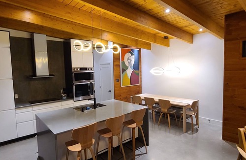 Sainte-Beatrix Ski Chalet | The Retreat - Mountain chalet - piscine & spa