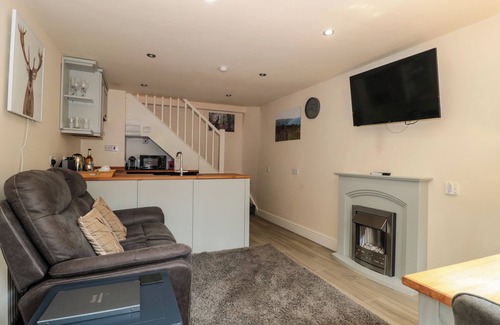 Old Cleeve Cottage | THE RETREAT, romantic, country holiday cottage in Williton