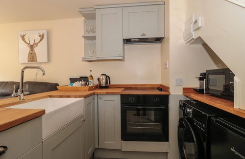 Old Cleeve Cottage | THE RETREAT, romantic, country holiday cottage in Williton