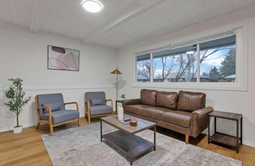 Reynoldsburg House | The Reynoldsburg Getaway