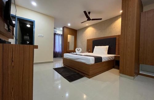 Sualkuchi Hotel | The Rhino