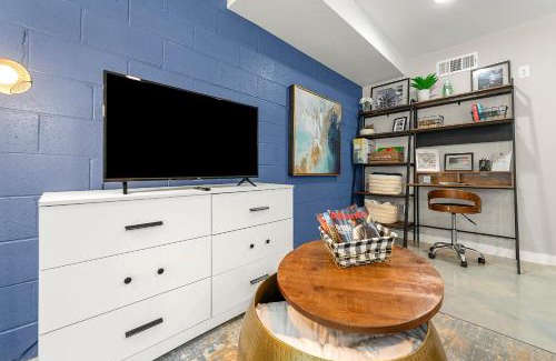 Sylvan Hills Apartment | The Rhitreat, Studio, 10 Min Downtown & Airport
