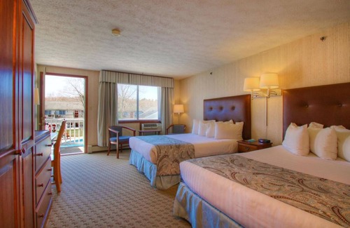 Kennebunkport Hotel | The Rhumb Line Resort