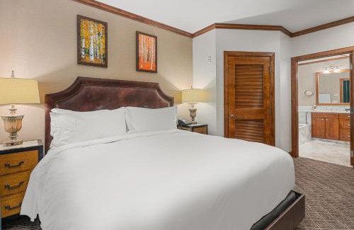 Aspen House | The Ritz-Carlton, 3BR Residence WR 2207: Ski-in/Ski-out Resort in Aspen Highlands with Ski view