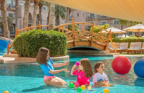 Dubai Marina Resort | The Ritz-Carlton, Dubai
