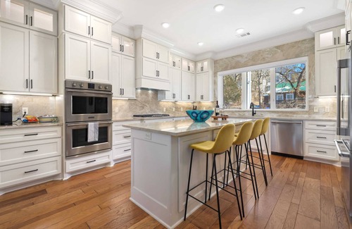 Fayetteville House | The Roman - Luxury Townhome - 1m to DT