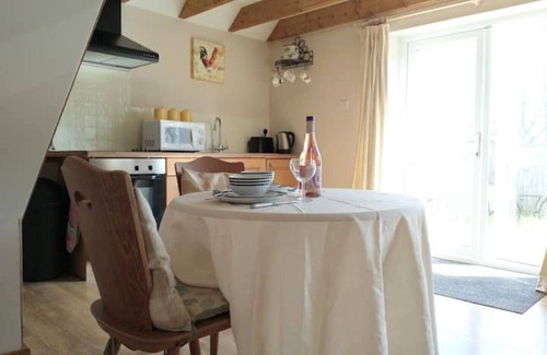Dawlish Cottage | The Roost | Lockwood House | Dawlish | Devon