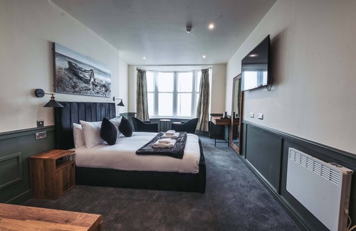 Morecambe Hotel | The Royal Bar & Shaker