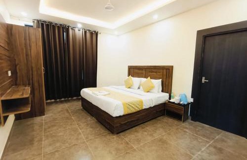 Ghaziabad Hotel | The Royal casa