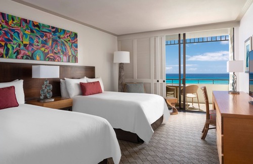 Waikiki Resort | The Royal Hawaiian, a Luxury Collection Resort, Waikiki