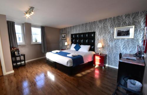 Castle Quarter Hotel | The Royal Hotel Cardiff