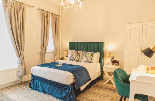 Lancaster Hotel | The Royal Kings Arms