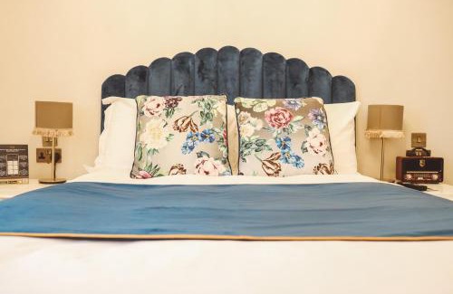 Lancaster Hotel | The Royal Kings Arms